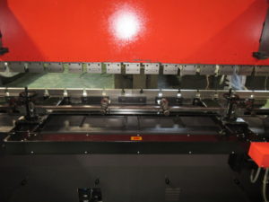 AMADA RG-100 Auto BG